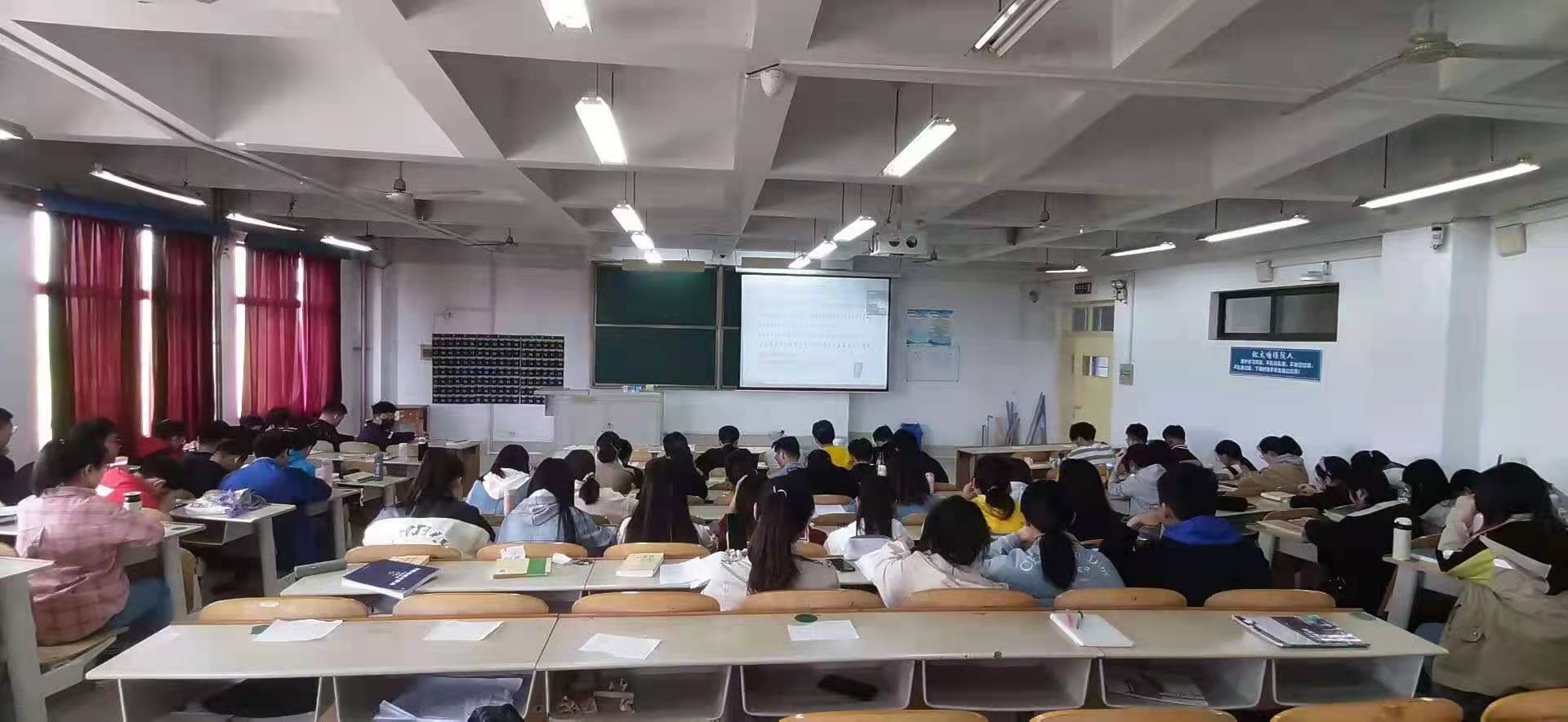 [德州学院数学与大数据学院官网]德州学院数学与应用数学在哪个校区